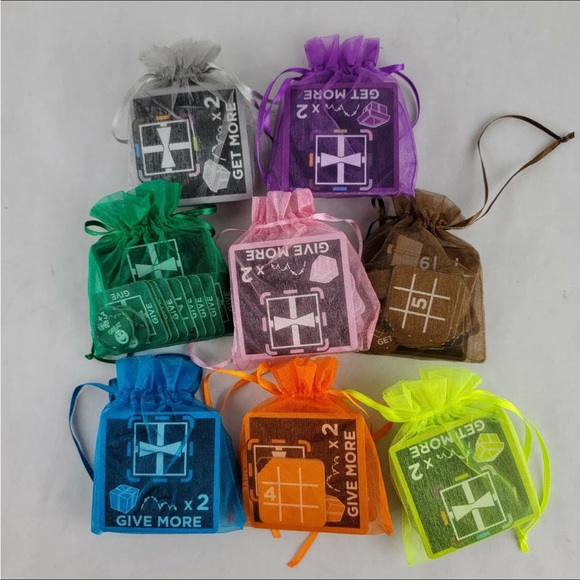 GIFT TRAP Board Game - Picture 5 of 12